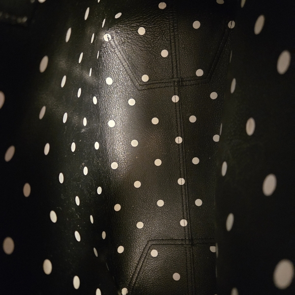 DISNEY Kate Spade Polka Dot Minnie Mouse Tote Bag - Black and White reversable. - Picture 6 of 9